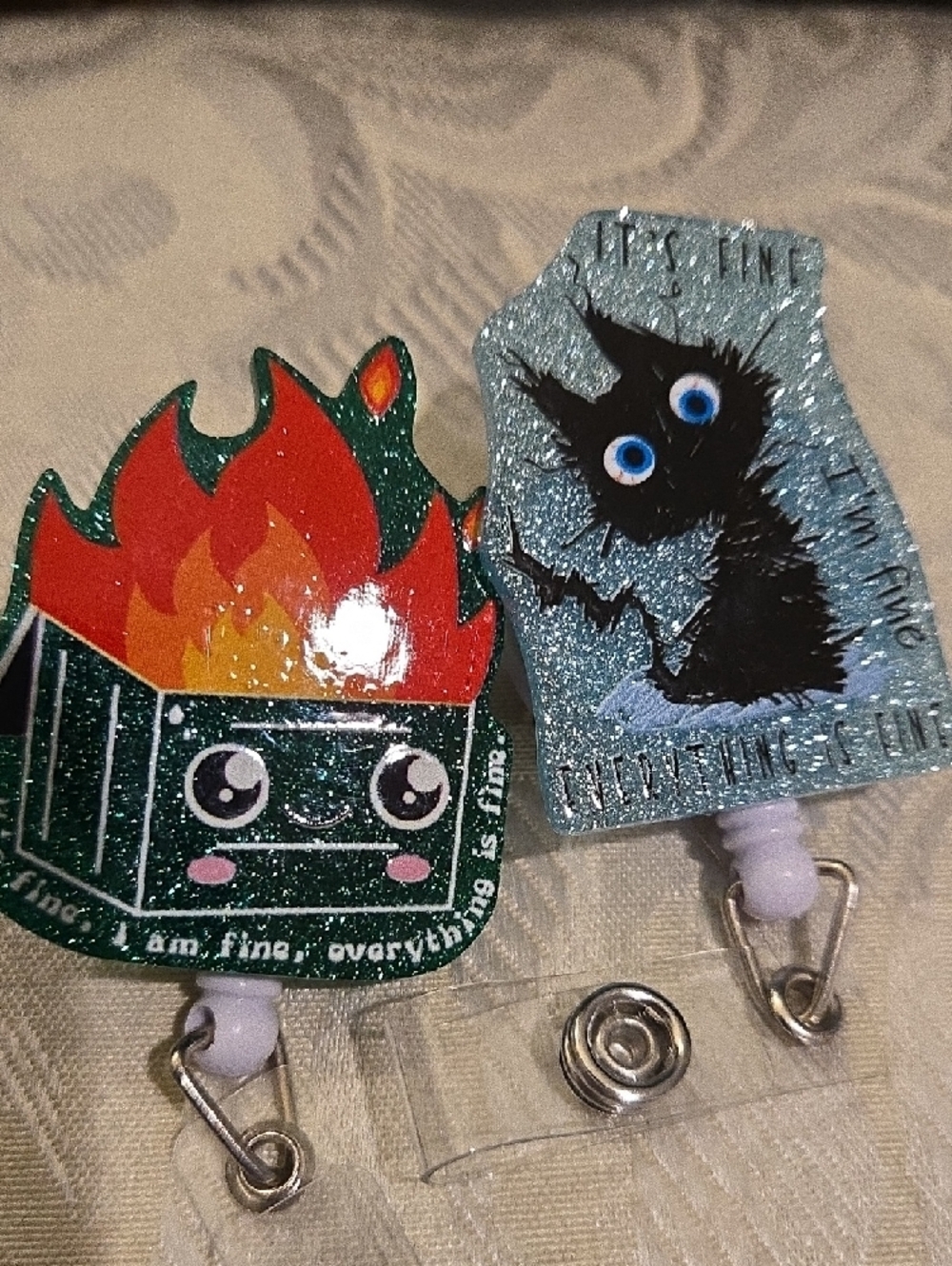 Dumpster Fire And Its Fine Everything Is Fine Glitter Black Cat Badge Reel